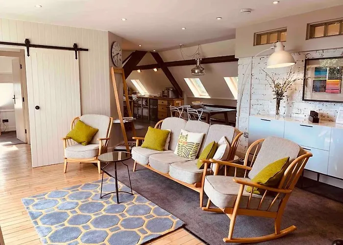 Luxury Penthouse, In The Heart Of Uppermill, Saddleworth