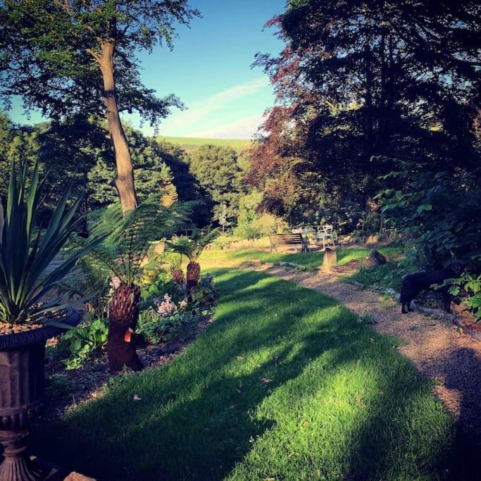 Luxury Penthouse, In The Heart Of Uppermill, *